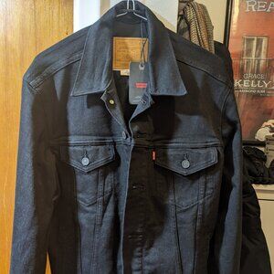 NWT Men's Black Levi's Trucker Jacket (Colourway "Dark Horse")